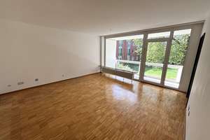 Loggia zum Innenhof und Blick ins Grüne – 2-Zimmer-Wohnung in Hannover