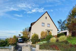 EFH mit unverbaubarem Weitblick & Garten mit 2000qm in Kleinostheim – Die vollständige Adresse der Immobilie erhältst du vom Anbieter., 63801 Kleinostheim – Vorschaubild 1
