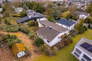 Wohnen an der Achalm – Zweifamilienhaus mit Gartenidylle – Die vollständige Adresse der Immobilie erhältst du vom Anbieter., 72766 Reutlingen-Mitte, Reutlingen – Vorschaubild 2