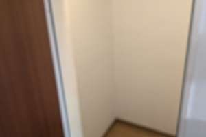 Geräumige 1-Zimmer-Wohnung mit großer, separater Küche und Balkon in Köln-Niehl – Die vollständige Adresse der Immobilie erhältst du vom Anbieter., 50735 Niehl, Köln – Vorschaubild 8