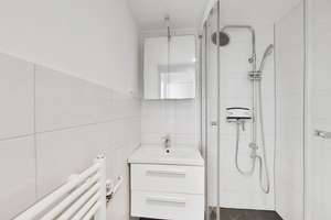 Ansprechende gepflegte 2 Zimmerwohnung in Altstadt Nord Lage Nähe Mediapark mit Balkon und Aufzug – Die vollständige Adresse der Immobilie erhältst du vom Anbieter., 50670 Altstadt/Nord, Köln – Vorschaubild 6
