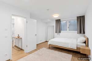 Exklusives Endreihenhaus mit Pool in Bestlage von Bogenhausen-Englschalking – Die vollständige Adresse der Immobilie erhältst du vom Anbieter., 81929 Daglfing, München – Vorschaubild 33