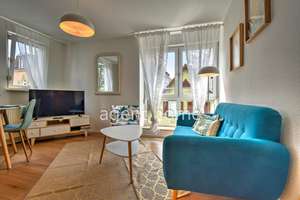 MÖBLIERT - GEMÜTLICH und KOMPAKT - 2 Zimmer und PKW-Stellplatz nahe des Erwin-Schöttle-Platzes