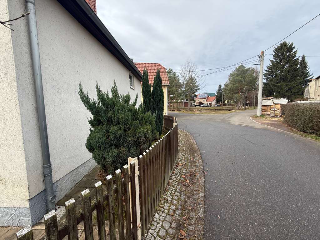 Immobilie in Frohburg - Einfamilienhaus mit Garten und Garage zu verkaufen. - Bild 4