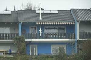 Günstiges, gepflegtes 3-Zimmer-Reihenhaus mit EBK in Bad Griesbach im Rottal – Nibelungenstraße 36, 94086 Passau (Kreis) – Vorschaubild 1