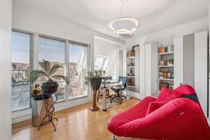 Property thumbnail 11