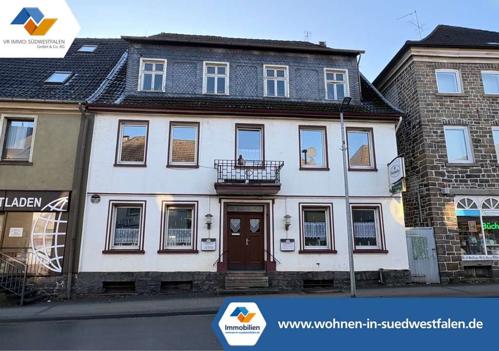 Immobilie in Neuenrade - VR IMMO: Charmantes Wohn- und Geschäftshaus mit Entwicklungspotenzial. - Bild 0