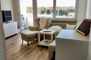 Möblierte super ruhige 1- Zimmer Wohnung (Gebäuderückseite) in Augsburg mit Blick ins Grüne – Haunstetterstrasse 95, 86161 Hochfeld, Augsburg – Vorschaubild 1