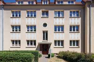 *PRAKTISCHer Grundriss_Tageslichtbad_Balkon_AR_familiäres Flair_VIEL GRÜN_HANSEVIERTEL – Geschwister-Scholl-Straße 17, 99085 Erfurt – Vorschaubild 38