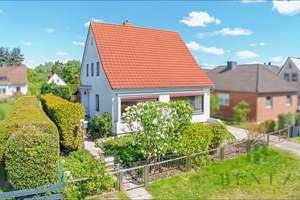 Bremerhaven Buschkämpen: Einfamilienhaus mit großem Garten – Die vollständige Adresse der Immobilie erhältst du vom Anbieter., 27576 Lehe, Bremerhaven – Vorschaubild 27