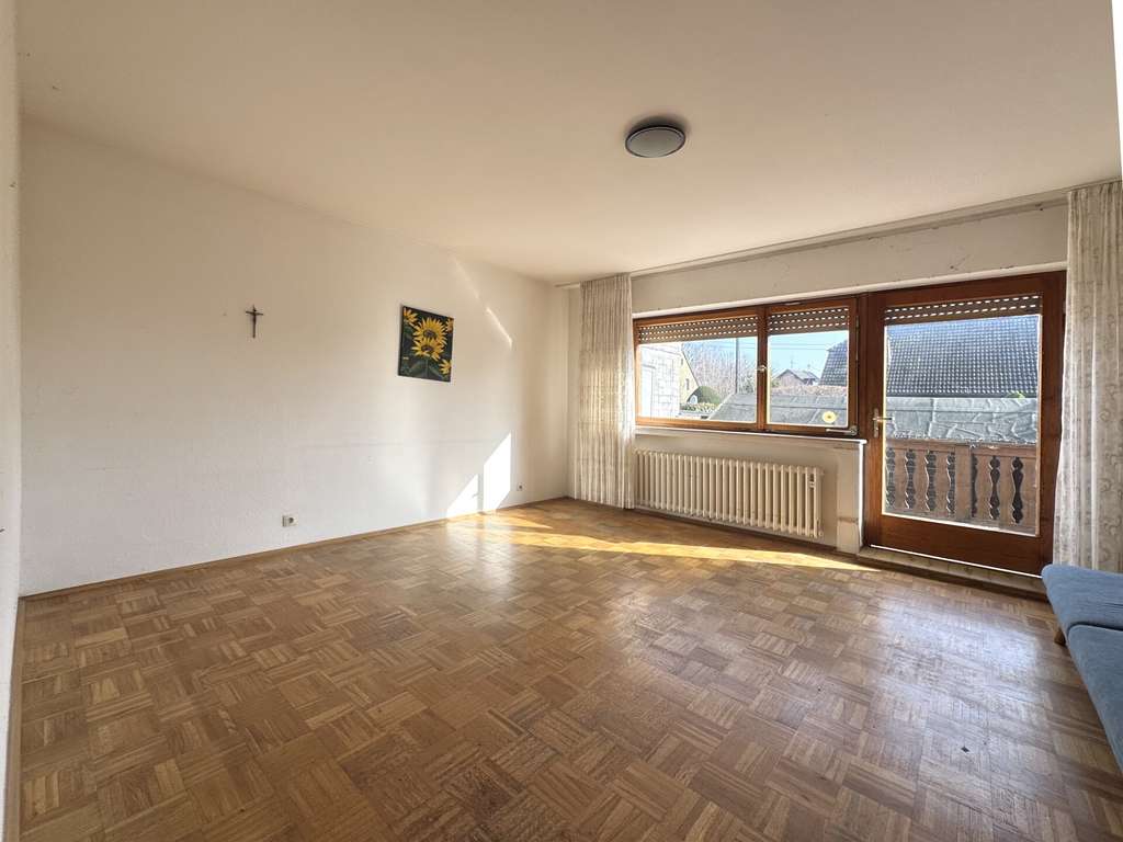 Immobilie in Niederkassel - Viele Gestaltungsmöglichkeiten: 242 m² Wohnfläche & 834 m² Grundstück in Feldrandlage - Bild 1