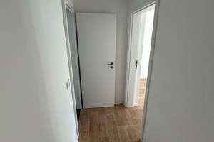 Gemütliche 2-Zimmer mit Balkon, Laminat und Wannenbad in ruhiger Lage – Humboldtstraße 14, 9130 Sonnenberg, Chemnitz – Vorschaubild 7