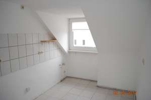 Gemütliche 3,5-R-Whg. (Arb.Zi. separat!) - 3er-WG bes. gut geeignet!!! – Schadowstraße 11, 45143 Holsterhausen, Essen – Vorschaubild 10