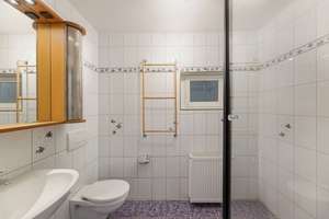 Sonnenenergie inklusive: modernes Reihenhaus mit Einliegerwohnung, Terrasse & 2 Balkonen – Die vollständige Adresse der Immobilie erhältst du vom Anbieter., 76228 Hohenwettersbach, Karlsruhe – Vorschaubild 21