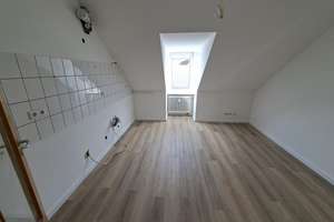 Renovierte, zentral gelegene und großzügig geschnittene Wohnung mit zwei Balkone – Juliuspromenade 64, 97070 Altstadt, Würzburg – Vorschaubild 12