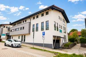 Zentral gelegene 1-Zimmer-Wohnung in Grafing b. München (S6) mit Aufzug und Loggia – Die vollständige Adresse der Immobilie erhältst du vom Anbieter., 85567 Grafing bei München – Vorschaubild 3