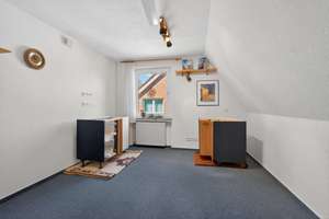 Großzügig wohnen – mit Kamin, Garten und ganz viel Freiheit in Ibbenbüren – Die vollständige Adresse der Immobilie erhältst du vom Anbieter., 49477 Ibbenbüren – Vorschaubild 20