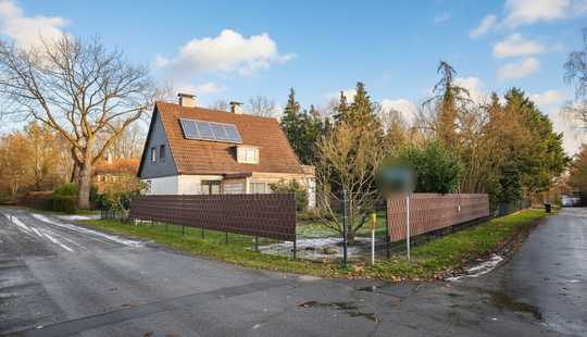 Bild von Zeitgemäßes Einfamilienhaus 
mit großzügigem Garten 
und viel Raumgefühl