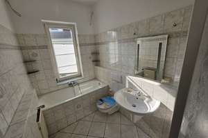 Lichtdurchflutete 3 Zimmer Wohnung im Herzen  von Bonn Kessenich mit Einbauküche! – Im Sonnenpütz 14, 53129 Dottendorf, Bonn – Vorschaubild 11