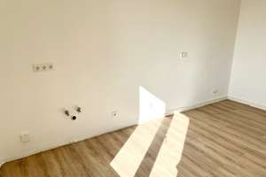 ***Neuwertig! Gut geschnittene 2­ Zi.­ Wohnung mit Stellplatz im Hof*** – Am Schloßpark 102, 65203 Biebrich, Wiesbaden – Vorschaubild 6