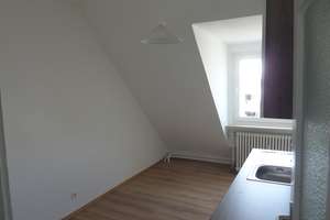 DG 1 Zimmer / Küche / WC,   München-Obersendling – Die vollständige Adresse der Immobilie erhältst du vom Anbieter., 81379 Obersendling, München – Vorschaubild 4