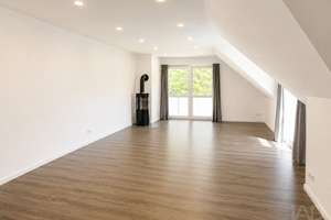 Exklusive 3-Zimmer-Wohnung mit Kamin, Balkon, Dachterrasse inklusive vermieteter Dachgeschosswohnung – Die vollständige Adresse der Immobilie erhältst du vom Anbieter., 18055 Brinckmansdorf, Rostock – Vorschaubild 2
