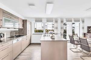 Stilvolles, neuwertiges KfW-55-Einfamilienhaus in begehrter Lage – modern, ruhig & hochwertig! – Die vollständige Adresse der Immobilie erhältst du vom Anbieter., 92421 Schwandorf – Vorschaubild 7