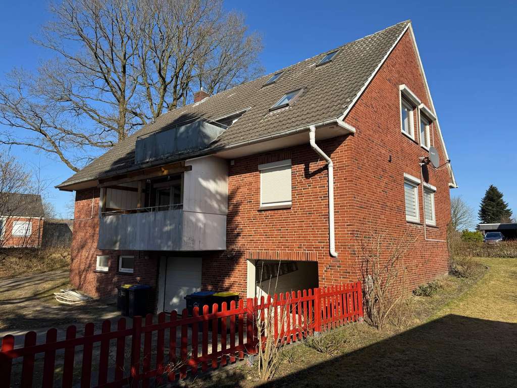 Immobilie in Owschlag - Owschlag: Helle Dachgeschosswohnung mit Charme, Gartenidylle & Garage in ruhiger Wohnlage - Bild 4