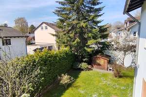 Viel Platz für die ganze Familie in diesem (renovierungsbedürftigen) Zweifamilienhaus in Gröbenzell – Die vollständige Adresse der Immobilie erhältst du vom Anbieter., 82194 Gröbenzell – Vorschaubild 3