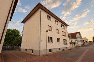 5-Zimmer Eigentumswohnung im 2. Obergeschoss mit Balkon - ca. 100 m² Wohnfläche -  in Rüsselsheim – Die vollständige Adresse der Immobilie erhältst du vom Anbieter., 65428 Rüsselsheim am Main – Vorschaubild 1