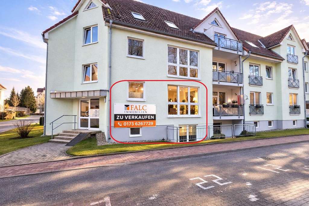 Immobilie in Selmsdorf - Moderne Eigentumswohnung mit Balkon und ausgebautem Souterrain in Selmsdorf bei Lübeck - Bild 0