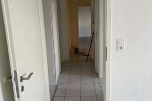 Attraktive 5 Zimmer DG- Wohnung im Stadtteil Oberhausen Osterfeld zu vermieten. – Waisenhausstraße 78, 46117 Osterfeld-Ost, Oberhausen – Vorschaubild 4