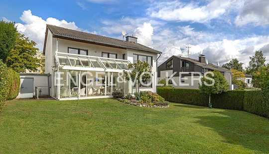 Bild von Lichtdurchflutetes Familienhaus mit herrlichem Garten in ruhiger Lage