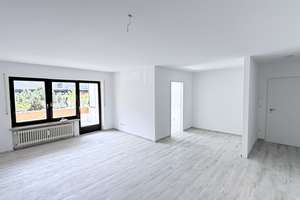 NEU am Markt: 3 ZKB-Wohnung mit Balkon im Hochparterre und TG-Stellplatz ab sofort frei – 81673 Josephsburg, München – Vorschaubild 4