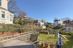 Rarität am Süllberg: Einfamilienhaus mit herrlichem Garten und Elbblick – Die vollständige Adresse der Immobilie erhältst du vom Anbieter., 22587 Blankenese, Hamburg – Vorschaubild 2