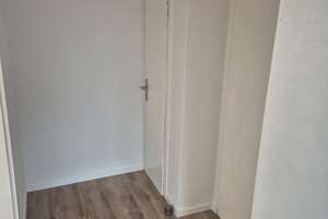 Erstbezug nach Renovierung: 3-Zimmer-Wohnung inkl. EBK – Kieselstraße 20, 42119 Elberfeld, Wuppertal – Vorschaubild 5