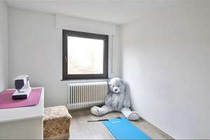 Großzügiges 3-Familienhaus mit Wintergarten, Balkon, Solaranlage & großem Grundstück – Die vollständige Adresse der Immobilie erhältst du vom Anbieter., 75365 Calw – Vorschaubild 10