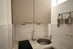 Möblierte 1-Zimmer-Wohnung im Herzen von Winterhude mit Kellerabteil – Sierichstraße 96, 22299 Winterhude, Hamburg – Vorschaubild 3