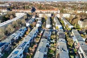 *** Mitten in Berlin & doch im Grünen – Haus zum Verwirklichen in Berlin Britz ***