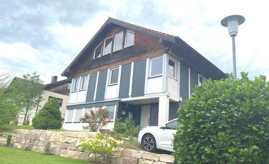 Charmantes Haus in Neuffen mit viel Potenzial und großem Grundstück! Objekt-Nr. 2699