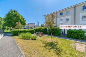 IMMOBERLIN.DE - Toplage! Charmantes Einfamilienhaus mit Südgarten & -terrassen – Die vollständige Adresse der Immobilie erhältst du vom Anbieter., 12205 Lichterfelde, Berlin – Vorschaubild 1