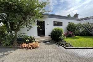 Großzügiger Bungalow mit Garten in ruhiger und gepflegter Wohnlage – Die vollständige Adresse der Immobilie erhältst du vom Anbieter., 60488 Praunheim, Frankfurt am Main – Vorschaubild 2