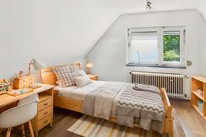 SCHWIND IMMOBILIEN - Ankommen. Auspacken. Zuhause sein – traumhaftes Familienidyll mit großem Garten – Die vollständige Adresse der Immobilie erhältst du vom Anbieter., 64289 Kranichstein, Darmstadt – Vorschaubild 24