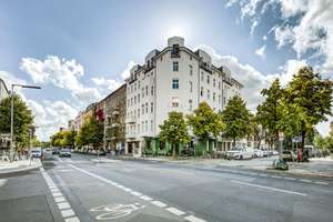 Bezugsfrei: Erstbezug nach kompletter Sanierung I Balkon I Parkett I Tageslicht-Badezimmer – Schlesische Str. 16, 10997 Kreuzberg, Berlin – Vorschaubild 4