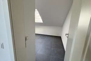 Erstbezug nach Sanierung: 3-Zi.-Dachgeschosswohnung in Misburg-Nord – Hinter der Alten Burg 4, 30629 Misburg-Nord, Hannover – Vorschaubild 7