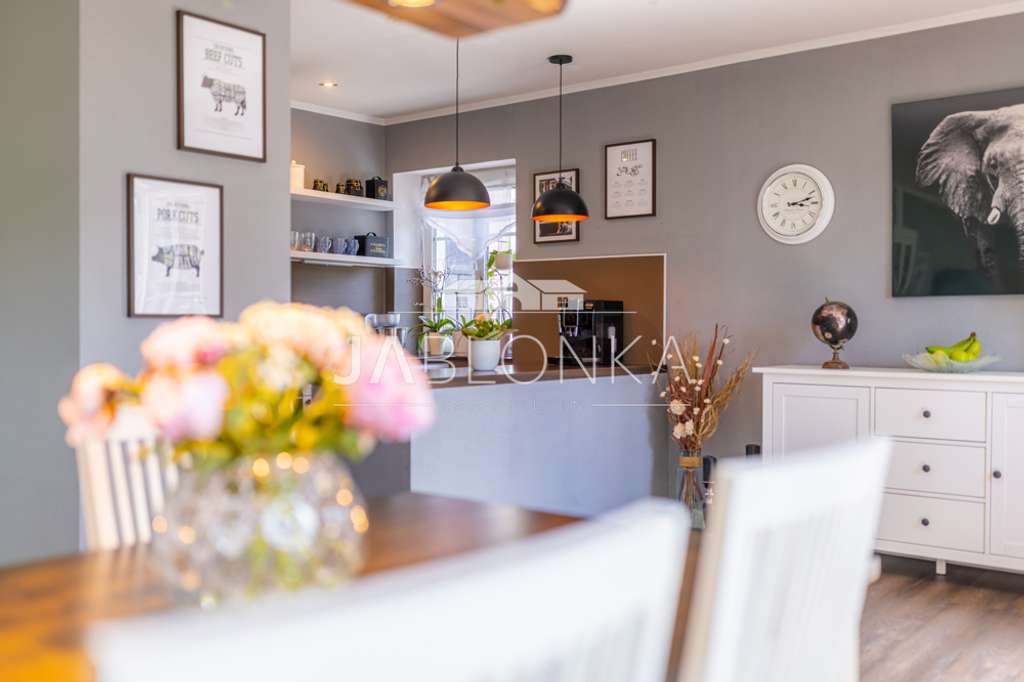 Immobilie in Zarrentin am Schaalsee - Maisonette-Traum auf Schloss Neuhof - Courtagefrei für Käufer - Bild 2