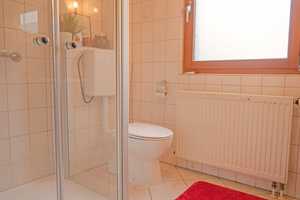 Apartes Einfamilienhaus mit großem Garten, Garage und Stellplätzen – Mayen-Koblenz (Kreis) – Vorschaubild 11