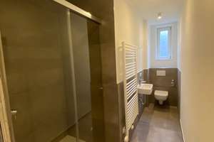 Nachmieter per 01.07.: Einbauküche | 2 moderne Bäder | Balkon – Karl-Hoffmann-Str. 6, 76137 Südweststadt, Karlsruhe – Vorschaubild 3