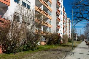Attraktive Kapitalanlage – vermietete 3-Zimmer-Wohnung in Germering – Die vollständige Adresse der Immobilie erhältst du vom Anbieter., 82210 Germering – Vorschaubild 4