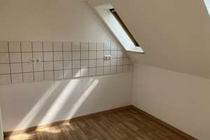 Großzügige 3-Zimmer-Dachgeschosswohnung wartet auf SIE! – An der Friedweide 47, 45899 Horst, Gelsenkirchen – Vorschaubild 7